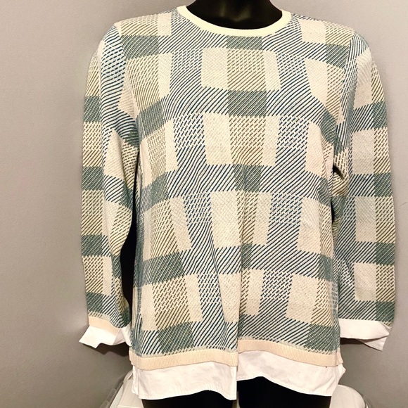 Thick sweater green, blue, cream plaid design - Picture 2 of 15